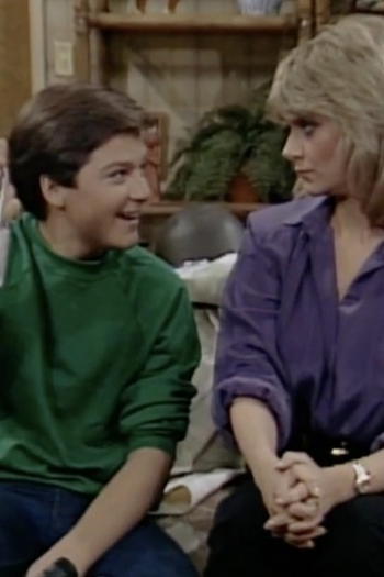 Poster de Episódio Caught in the Act (1985)