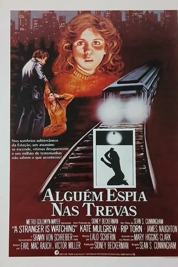  de Filme Alguém Espia nas Trevas (1982)