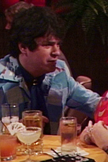 Poster de Episódio Never Leave Me, Lucille (1979)