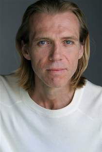 Richard Brake - Poster / Capa / Cartaz - Oficial 1
