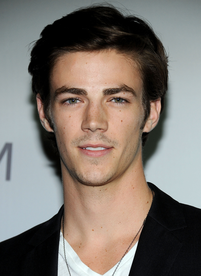 Grant Gustin - Foto 6