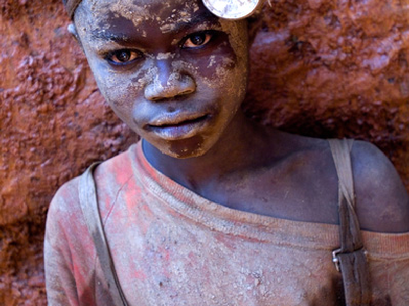 Foto 1 de Celular Manchado de Sangue