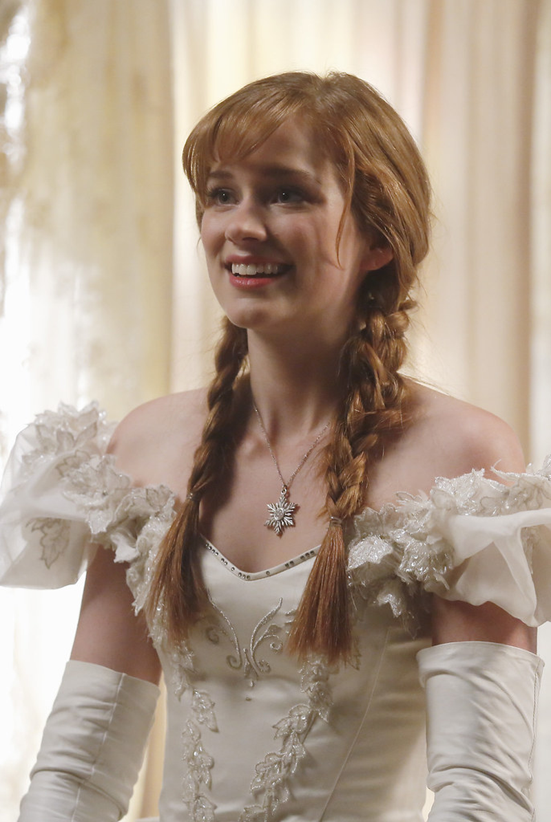 Elizabeth Lail - Foto 1