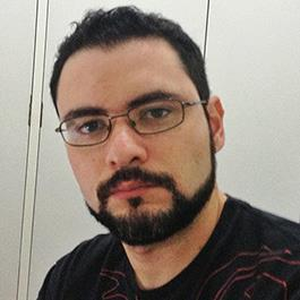 Foto de perfil de Vitor Hugo Queiroz Arb