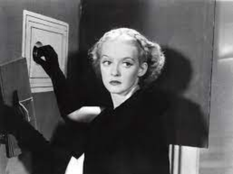 Foto 2 de Névoa do Mistério