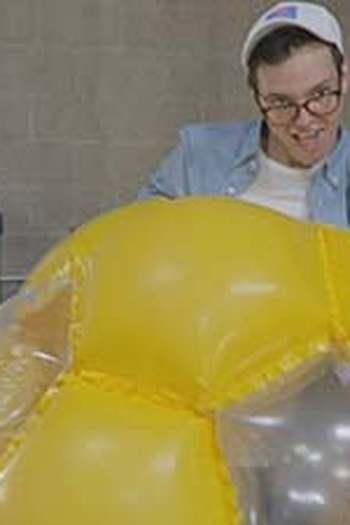 Poster de Episódio Cleaning Cow Chop's Warehouse. (2017)