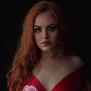 Foto de perfil de Alice Ayres