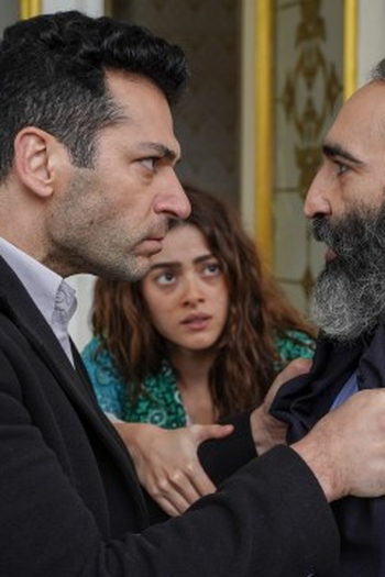 Poster de Episódio 8. Bölüm (2021)