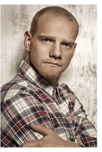 Yuri Kolokolnikov - Poster 1