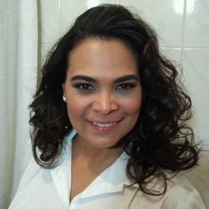 Foto de perfil de Elaine Cruvinel