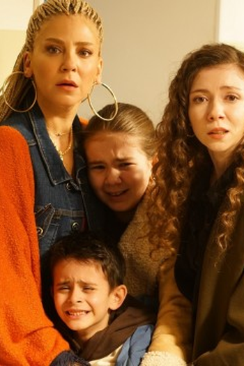 Poster de Episódio 15. Bölüm (2024)