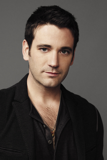 Colin Donnell - Poster 1