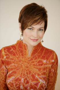 Carolyn Hennesy (I) - Poster 1