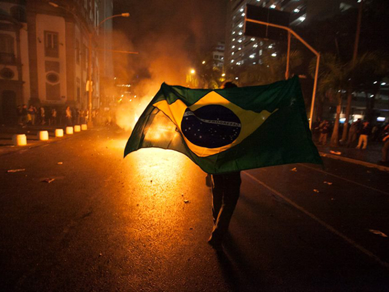 Foto 4 de No Olho do Furacão