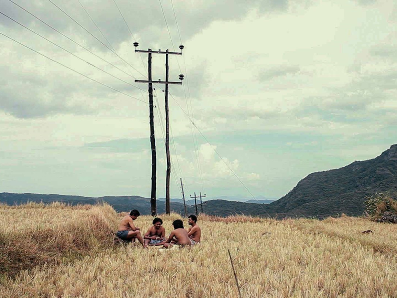 Foto 2 de Dark In The White Light