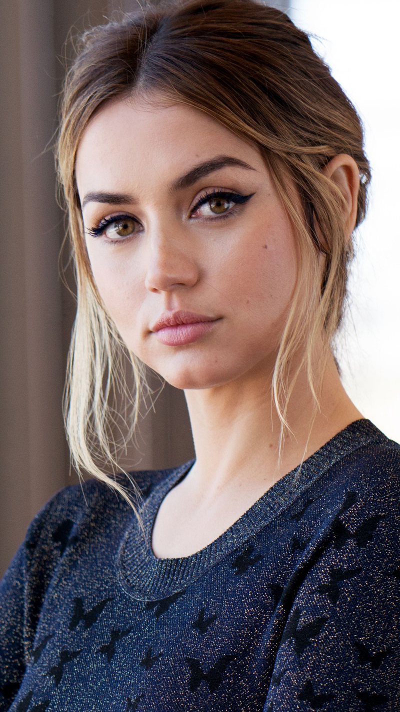 Ana de Armas - Foto 14