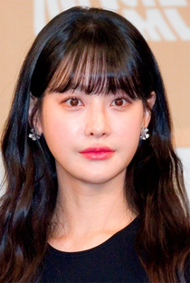Oh Yeon-Seo - Poster 1