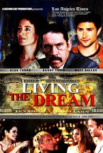 Living the Dream - Poster / Capa / Cartaz - Oficial 2