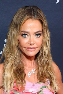 Denise Richards - Poster / Capa / Cartaz - Oficial 3