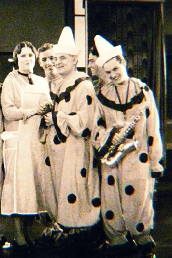 Poster de Filme Vizinhos Vaidosos (1929)