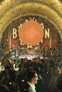 Babylon Berlin (3ª Temporada) - Poster / Capa / Cartaz - Oficial 1