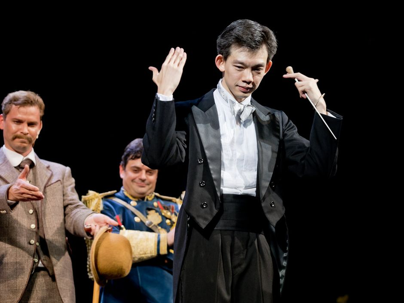 Foto 16 de A Legend Named Holmes (Play)