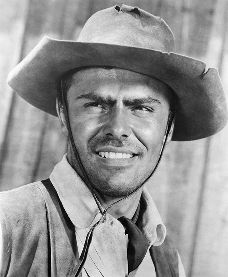 John Saxon - Foto 16
