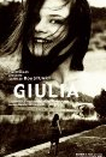 Giulia - Poster / Capa / Cartaz - Oficial 1