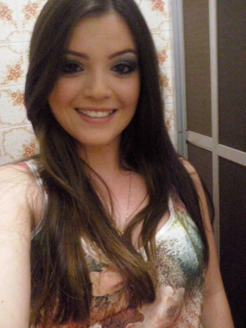 Camila Meneguetti - Foto 3
