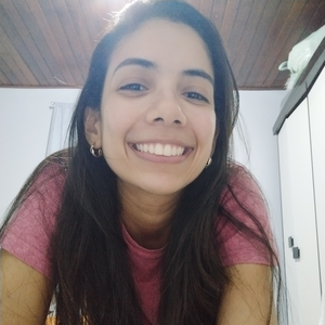 Foto de perfil de Adriênne Amorim