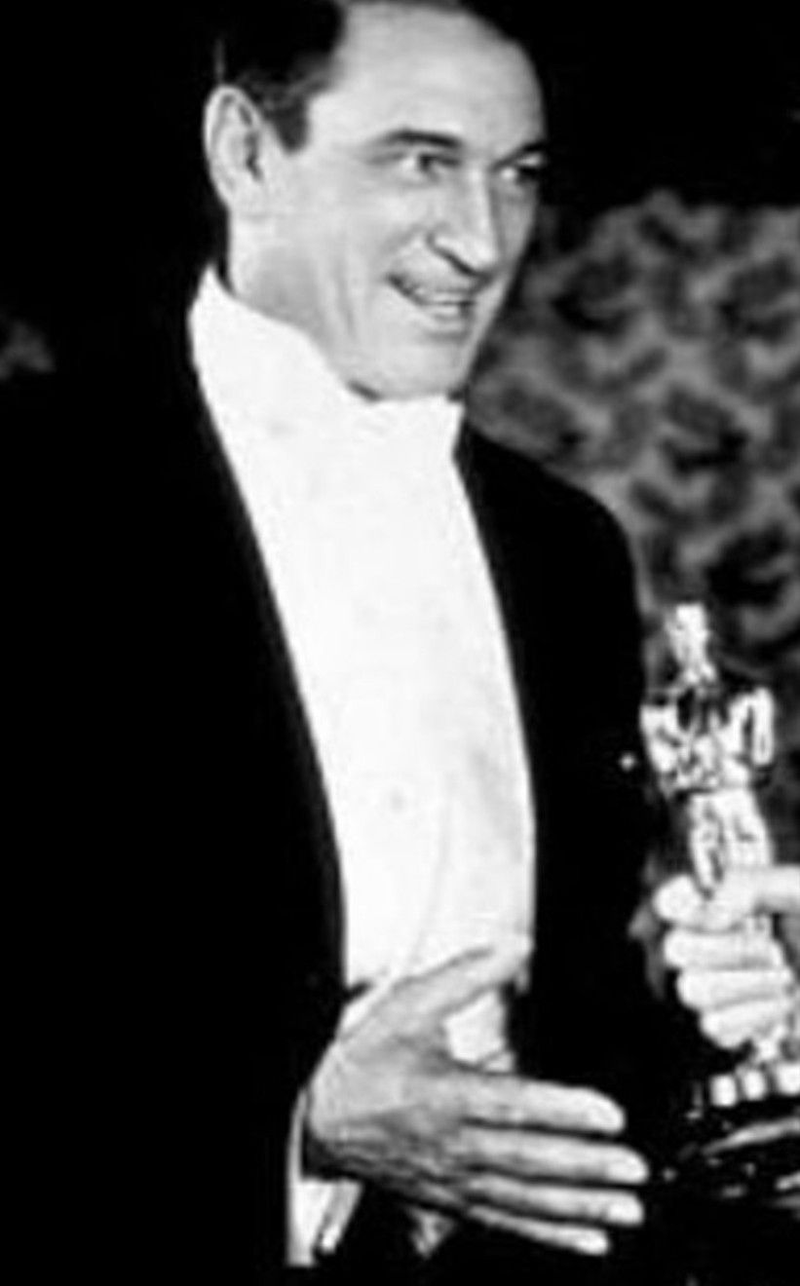 Victor McLaglen - Foto 1