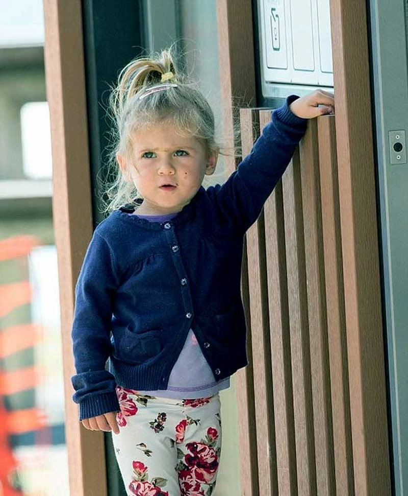 India Rose Hemsworth - Foto 1
