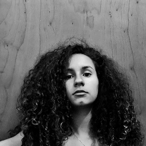 Foto de perfil de Mariane Dias