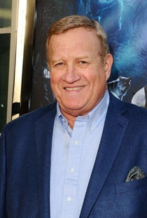 Ken Howard (I) - Poster 1