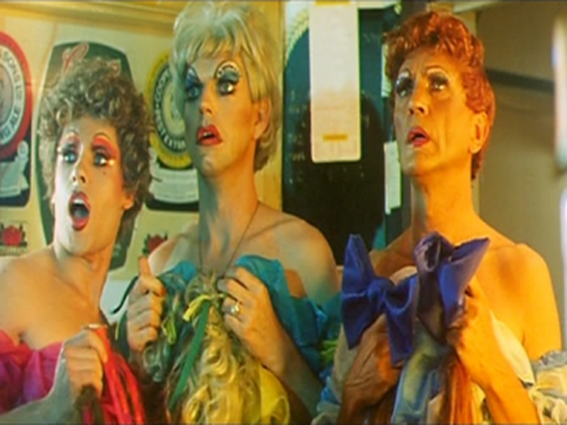 Foto 1 de Priscilla, a Rainha do Deserto