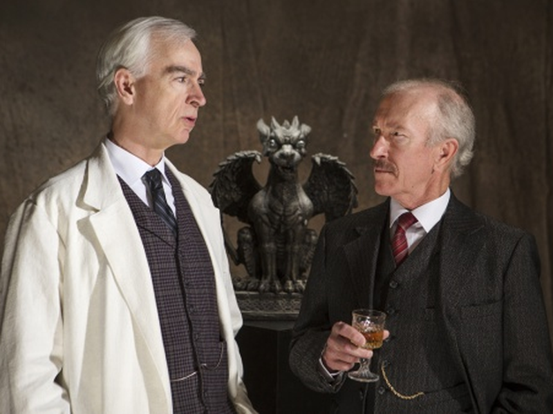 Foto 1 de Holmes and Watson (Play)