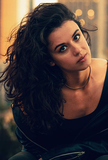 Jenna Kanell - Poster 1