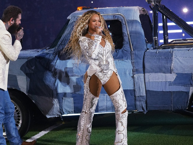 Foto 7 de Beyoncé Bowl