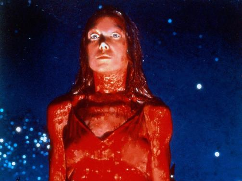 Foto 6 de Carrie, a Estranha