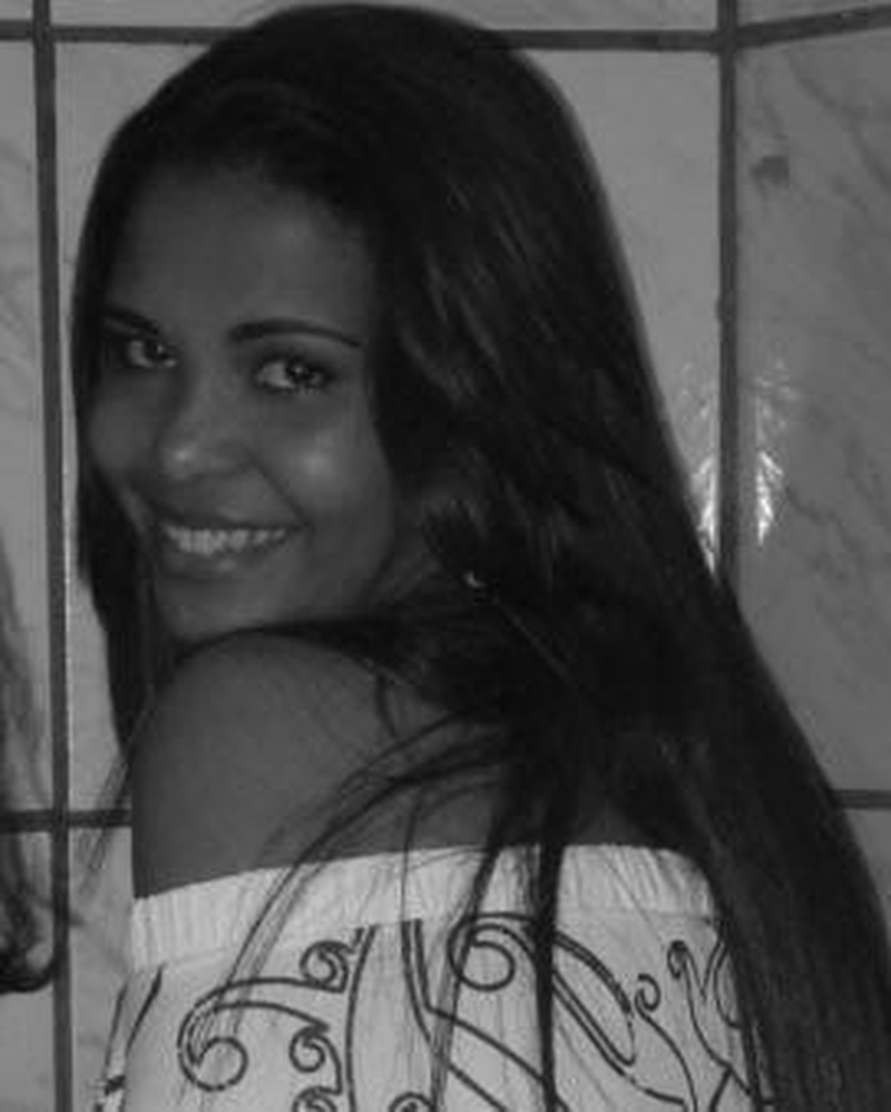 Juliana Karla - Foto 1