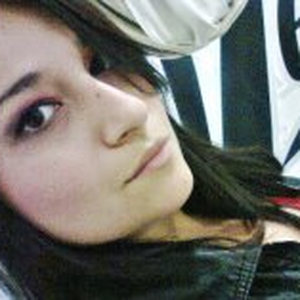 Foto de perfil de Alline Loureiro