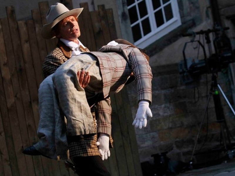 Foto 10 de Baskerville (Play)