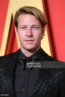 Luke Bracey - Poster 1