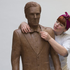 Benedict Cumberbatch ganha uma estátua feita de… chocolate!