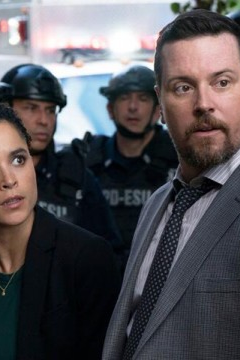 Poster de Episódio Blameless and Upright (2022)