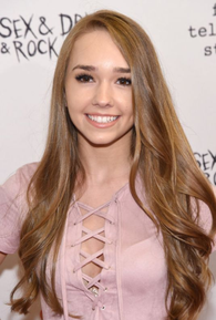 Holly Taylor