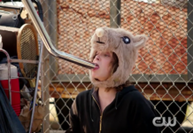 Crazy Ex-Girlfriend: Rebecca e Josh “super maduros” no 1º trailer da Segunda temporada