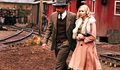 Bradley Cooper e Jennifer Lawrence em várias imagens inéditas do suspense Serena
