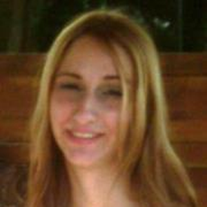Foto de perfil de Alyne Mascareli