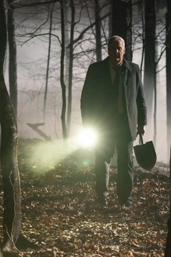 Poster de Episódio Light Me Up (2024)